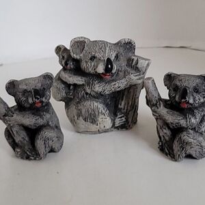 Vintage koala Bear holding Baby Figurine Statue and 2 little Koala Bears -Taiwan